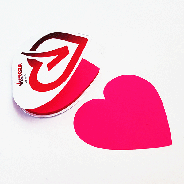 Memotack_elettrostatico_sagomato_con_copertina_cuore Memotack_elettrostatico_sagomato_con_copertina_cuore