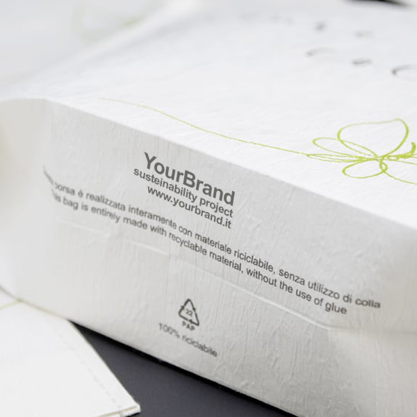 Tote bag in carta goffrata | Gadget ecologici personalizzati | Tote bag gadget ecologici con logo Borse shopper personalizzate in carta perfette per diffondere valori aziendali di sostenibilità